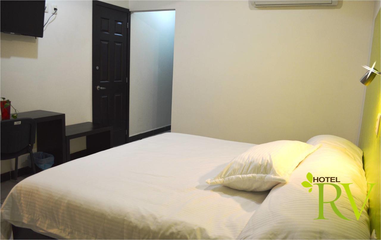 Hotel Rv Мартинес-де-ла-Торре Экстерьер фото
